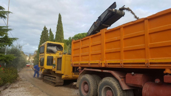 Noleggio Vermeer T558 e Autocarro Mercedes - Impresa Giammaria