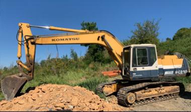 ESCAVATORE KOMATSU PC210