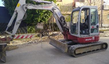 TAKEUCHI TB153FR