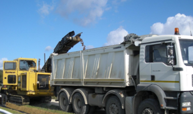 Noleggio catenaria Vermeer T558 e camion Man